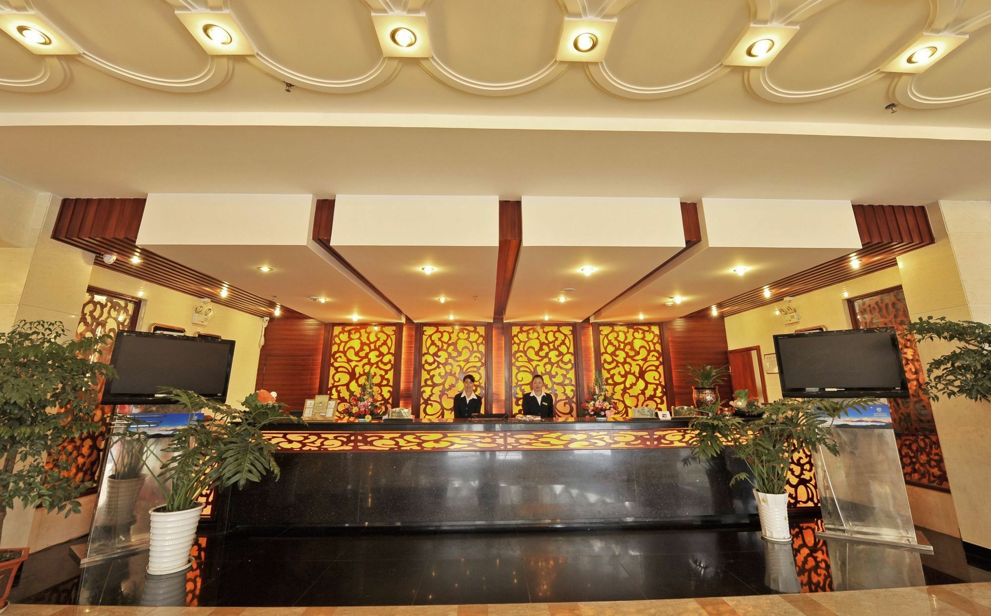 Shangri-La Original Density Hotel Exterior photo